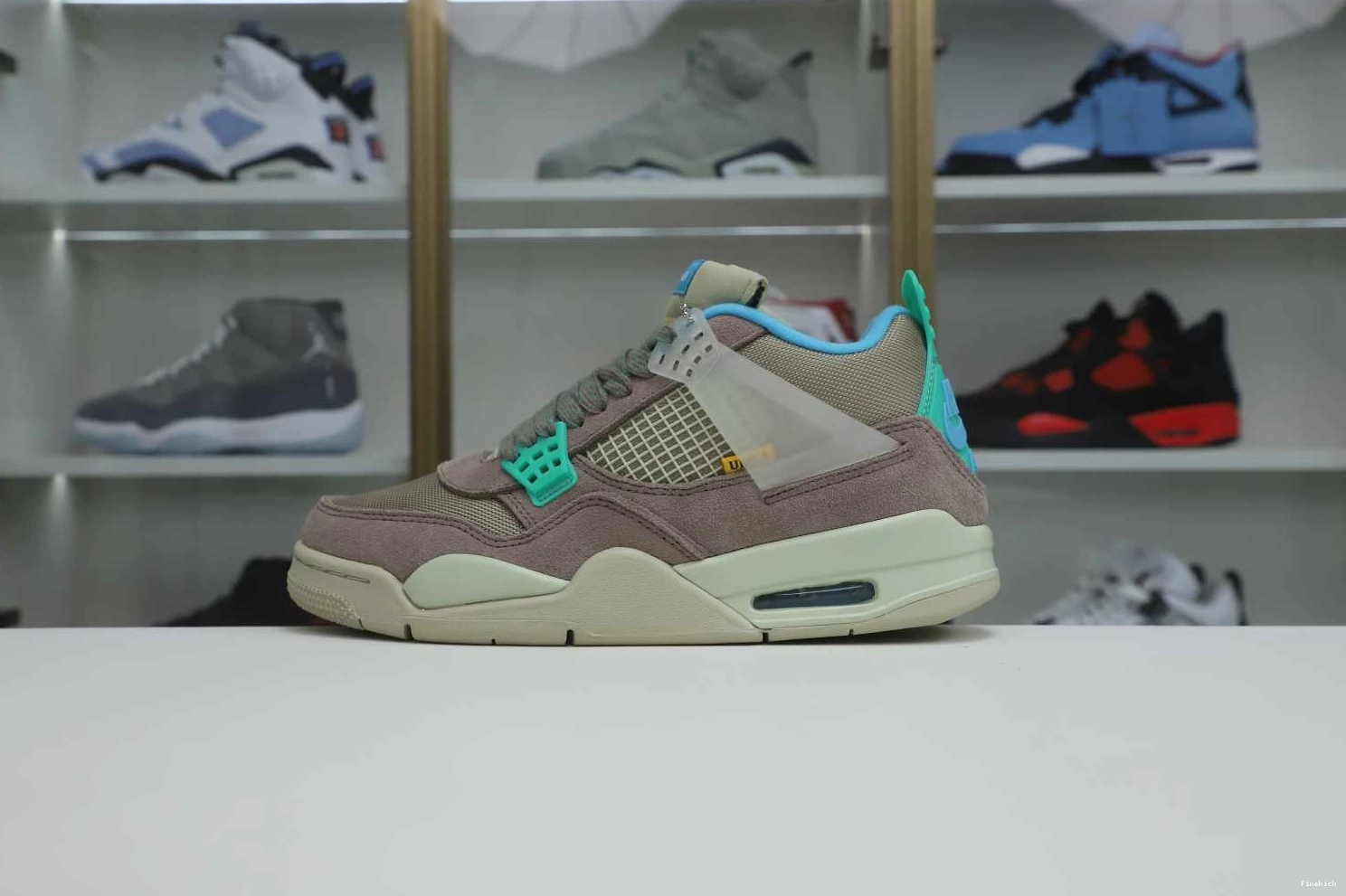LA HAZE' UNION RETRO 4 X JORDAN 'TAUPE AIR 0720